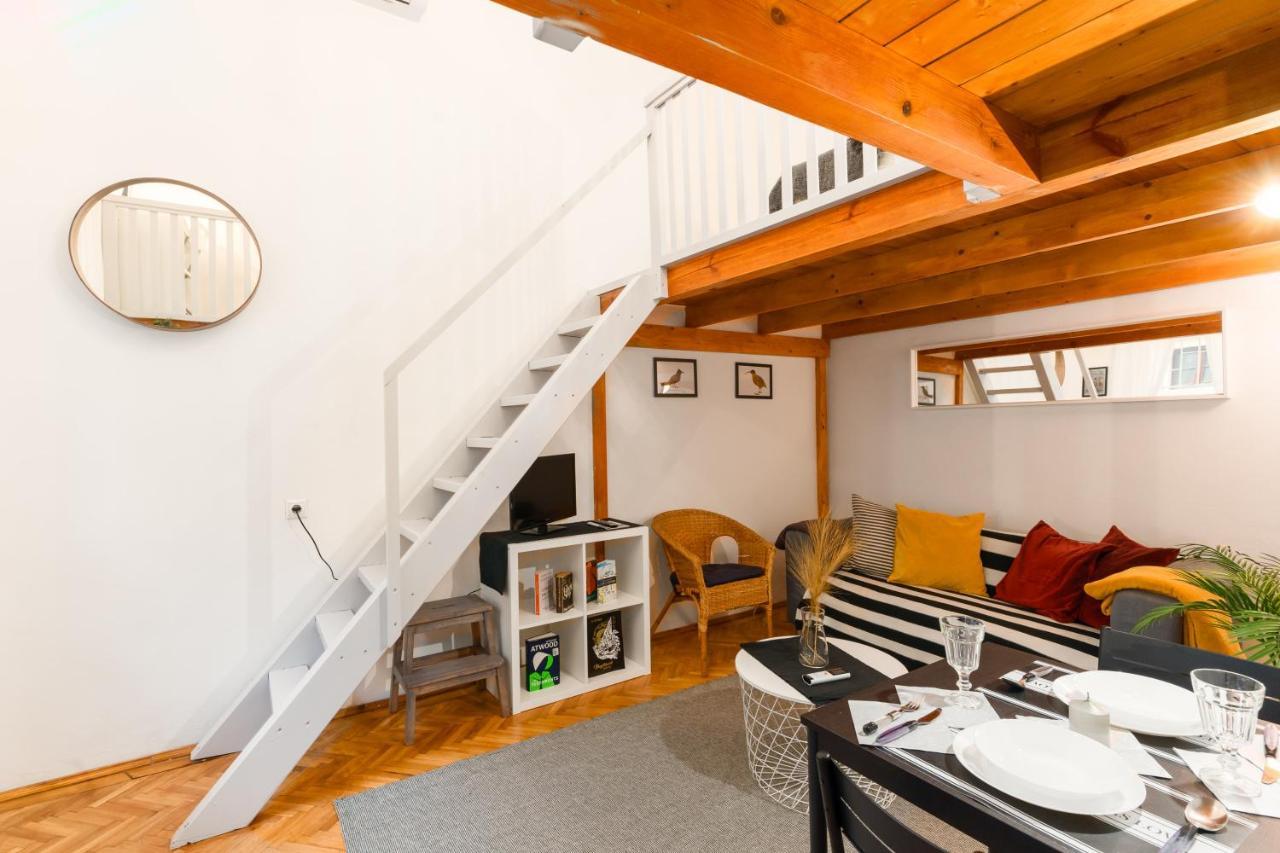 Lovely Little Loft Studio In The Heart Of Budapesta Exterior foto