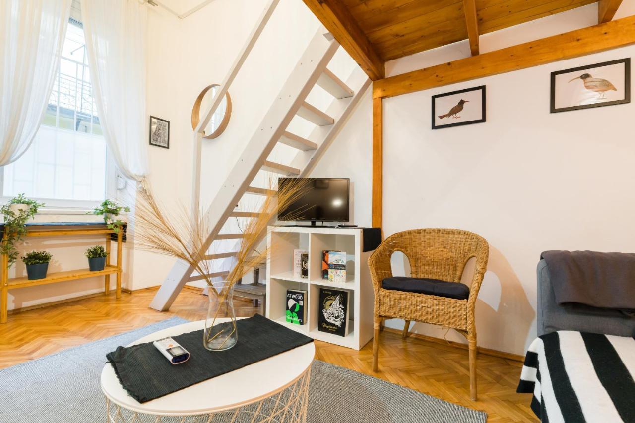 Lovely Little Loft Studio In The Heart Of Budapesta Exterior foto