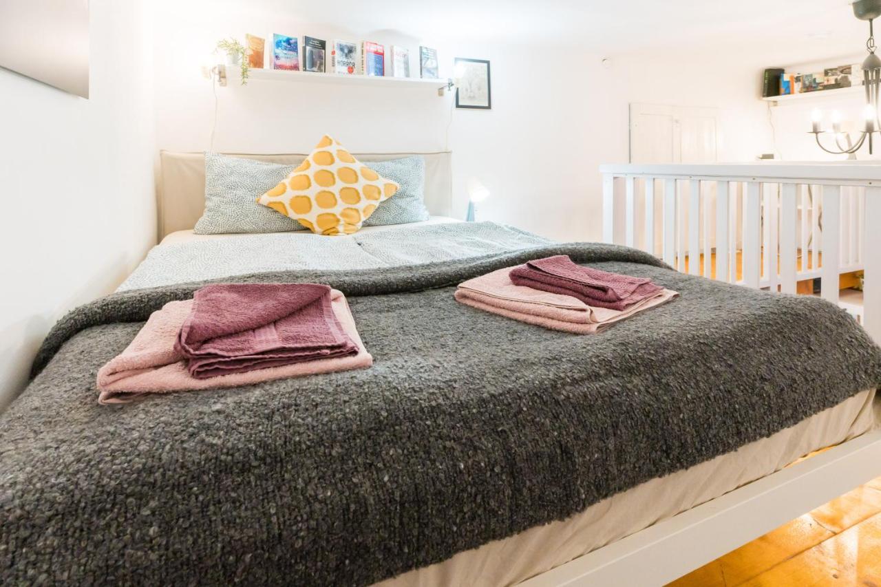 Lovely Little Loft Studio In The Heart Of Budapesta Exterior foto