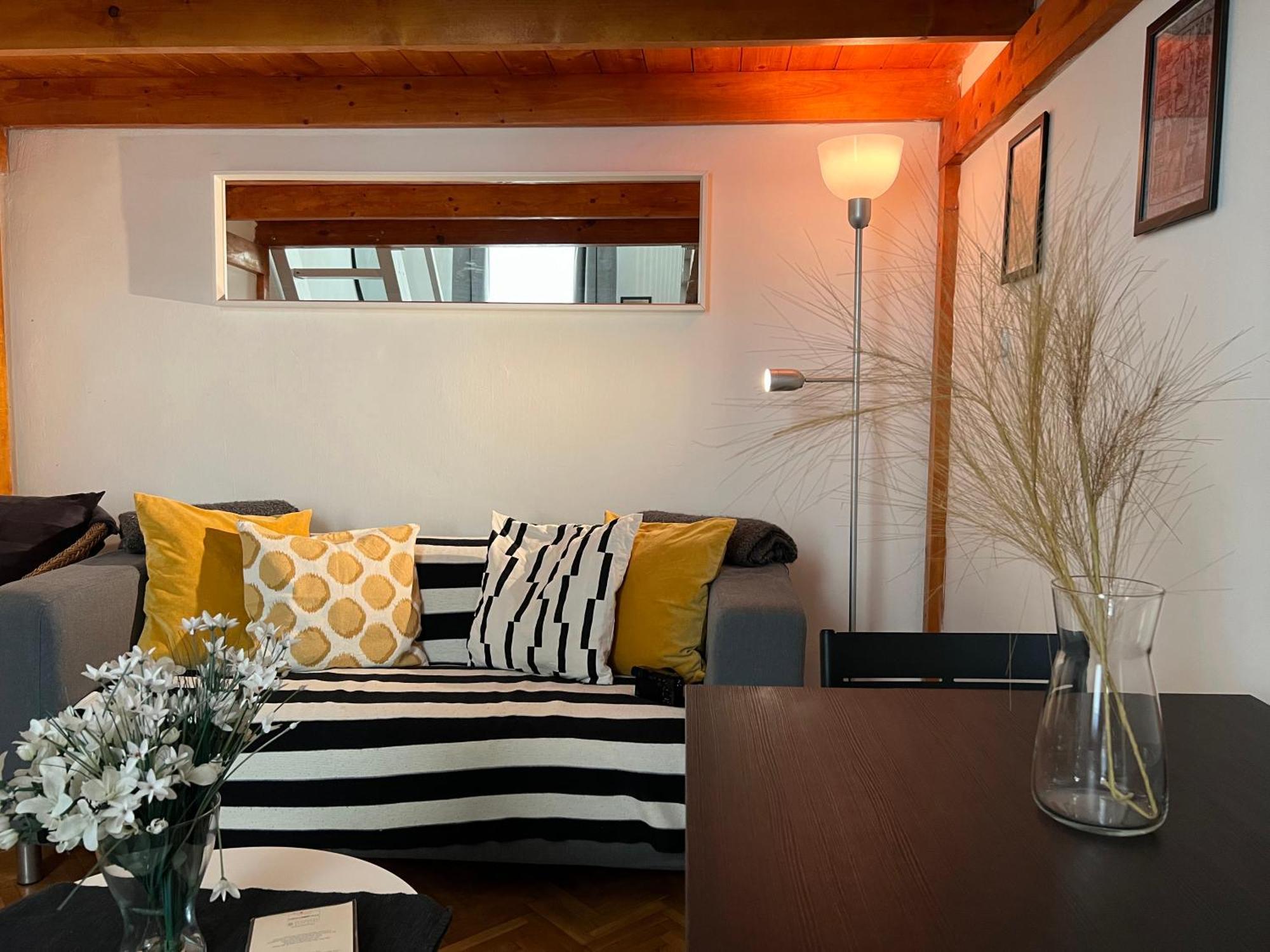 Lovely Little Loft Studio In The Heart Of Budapesta Exterior foto